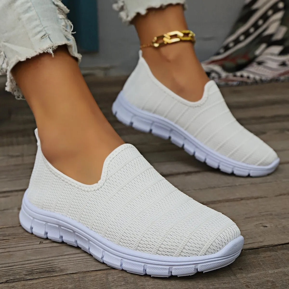 2024Summer Sneakers Slip On Flat Shoe Women's Fashion Casual Loafers Walking Shoe Outdoor Mesh Soft Bottom Sports